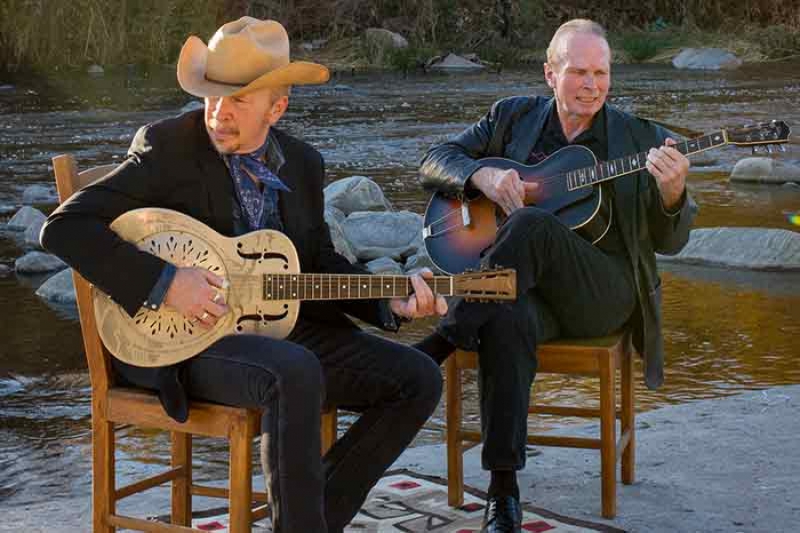 Dave and Phil Alvin