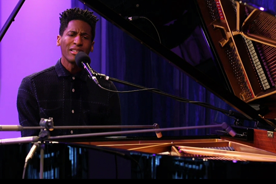 Jon Batiste Can&#039;t Keep His Fingers Off The Piano