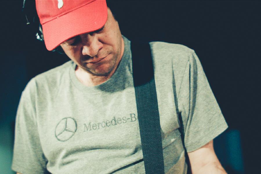 Dean Ween Group On World Cafe