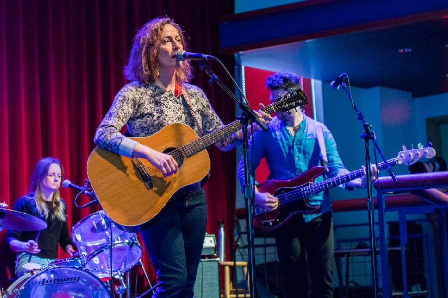 20 Years Later, Sarah Harmer&#039;s New Album Reconnects With Her Solo Debut